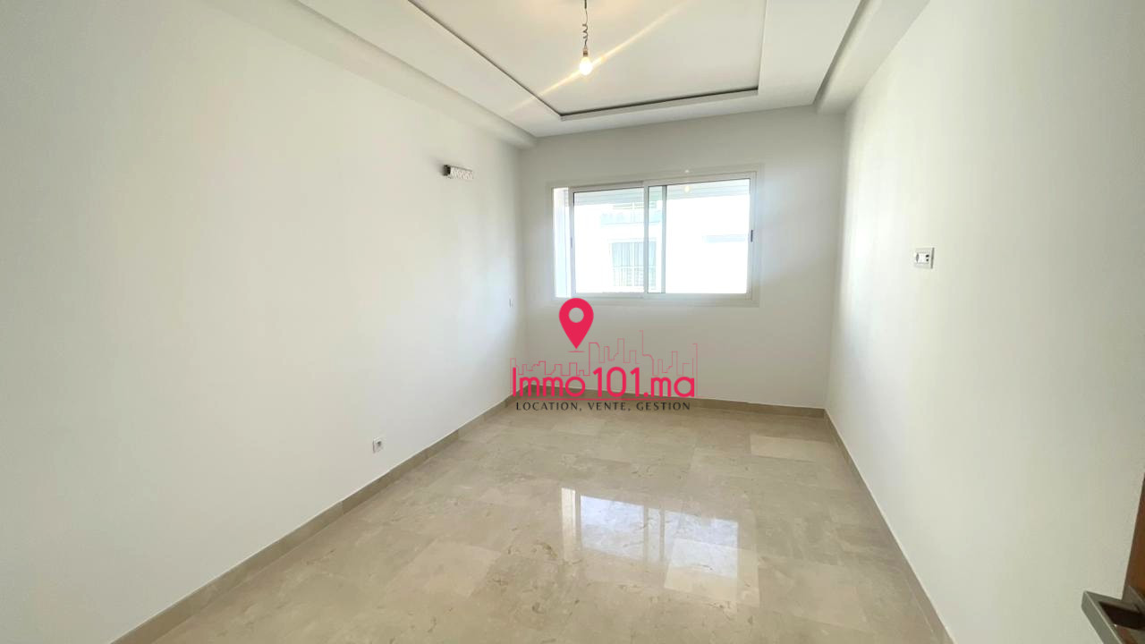 Location appartement à Hay Riad SILAV2270